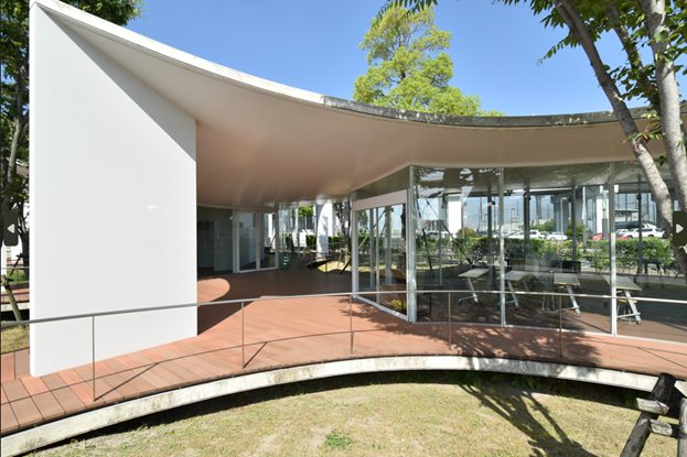九州芸文館（筑後広域公園芸術文化交流施設）